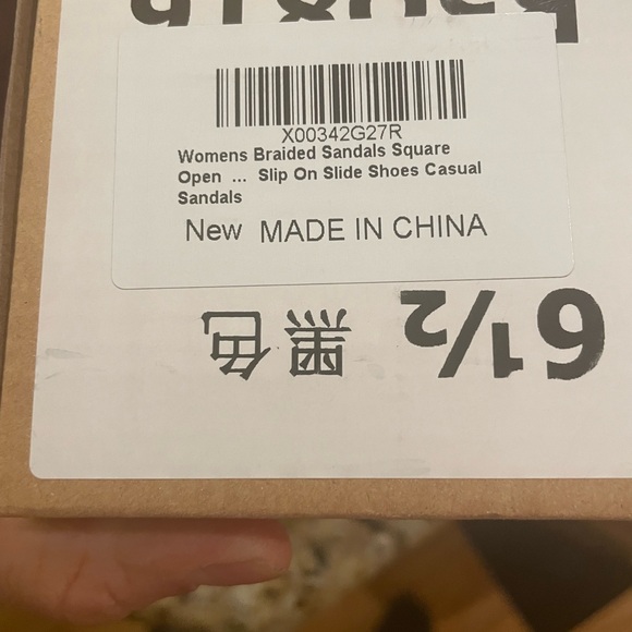 Woman’s braided shoes with box - Picture 4 of 4